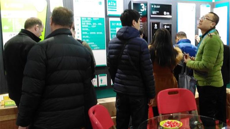 广告设计素材与平面设计素材：通用性解析